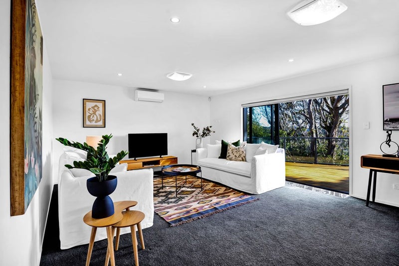 4 Dale Street, Lower Vogeltown, New Plymouth - Carousel 1