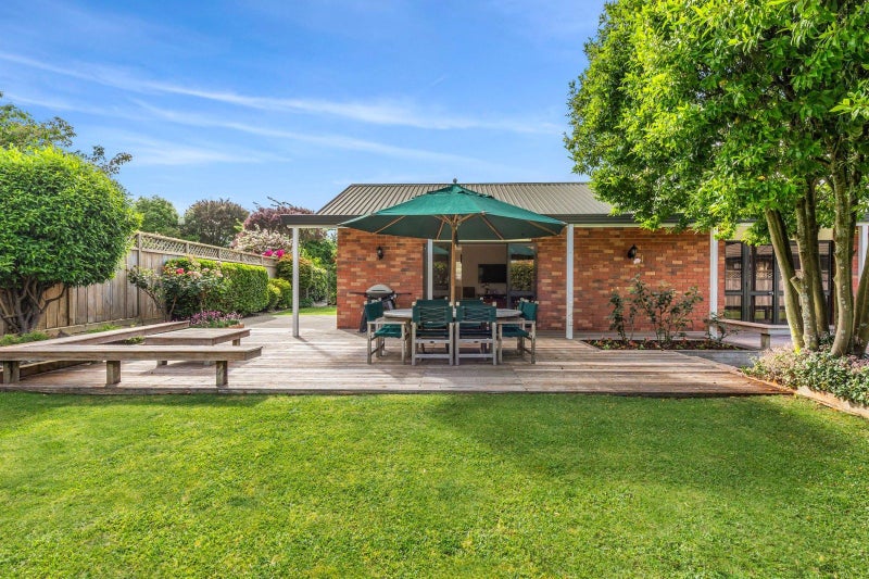 3 Bronte Place, Leamington, Cambridge - Carousel 14