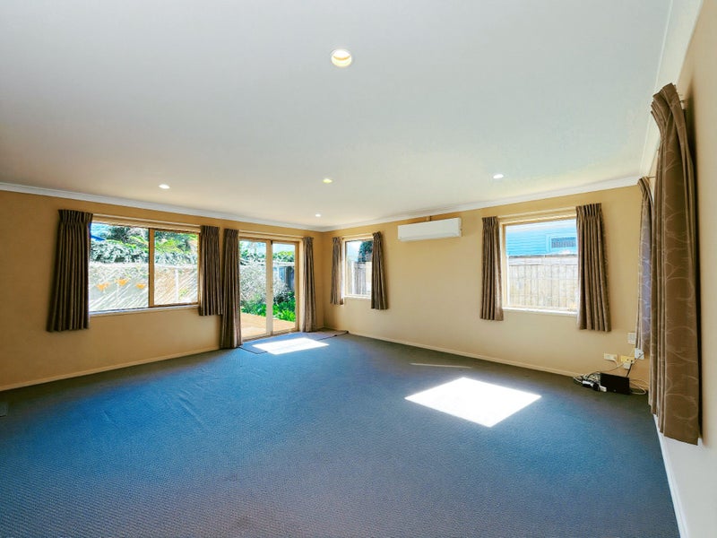 66A Canal Road, Avondale, Auckland - Carousel 2
