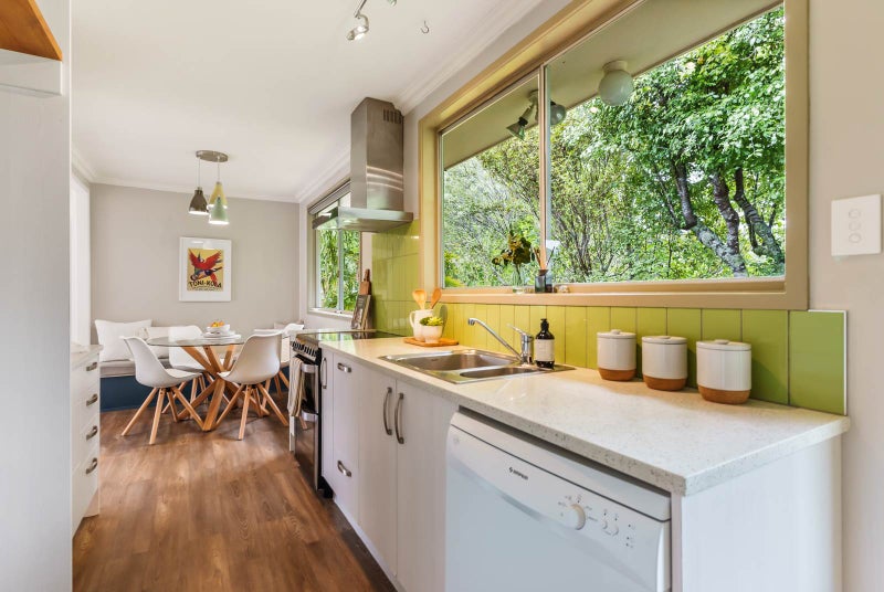 35 Ridgewood Crescent, Birkenhead, Auckland - Carousel 2