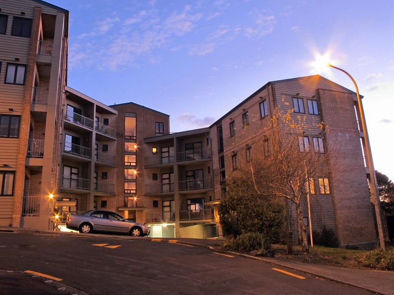 2E/40 Charlotte Street, Eden Terrace, Auckland - Carousel 1