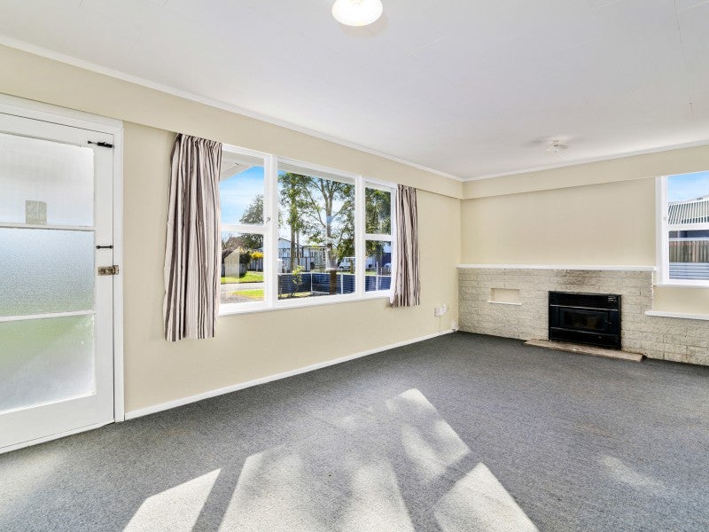 20 Kokiri Street, Ngongotaha, Rotorua - Carousel 2