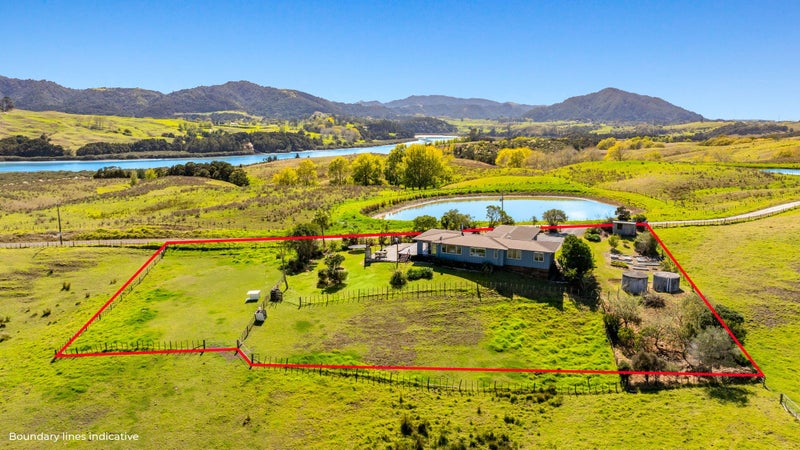 301 Ranganui Road, Kaiwaka - Carousel 38