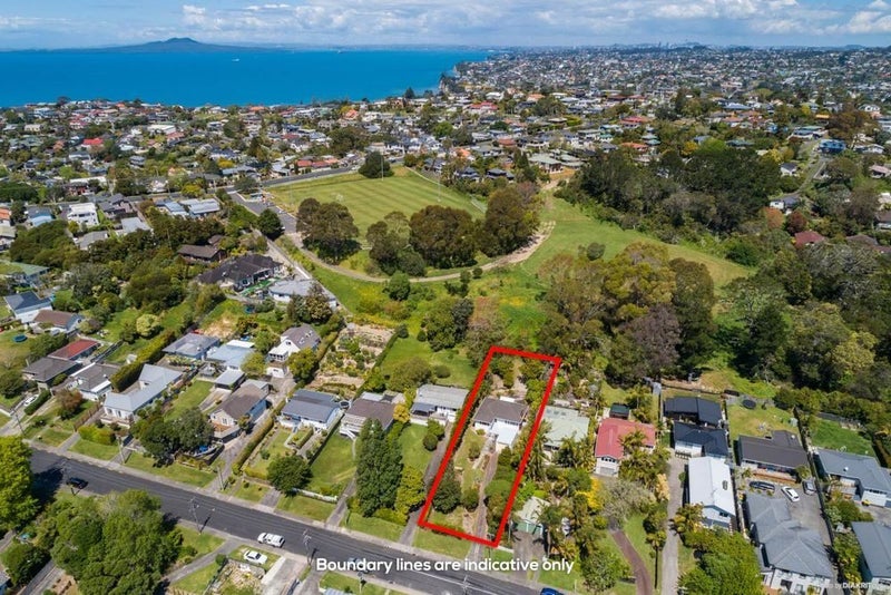 24 Alexander Avenue, Torbay, Auckland - Carousel 12
