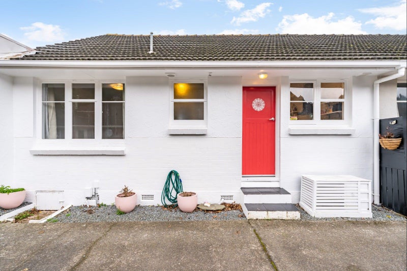 2/81 Ward Street, Wallaceville, Upper Hutt - Carousel 12