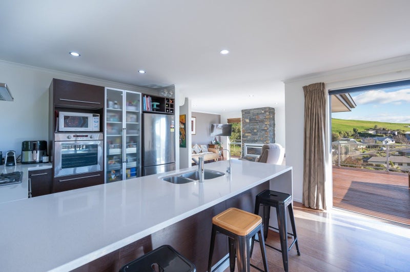 6 Springlea Heights, Atawhai, Nelson - Carousel 2