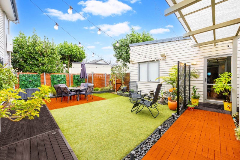 37 Figaro Crescent, Takanini, Auckland - Carousel 2