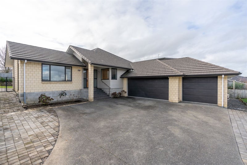 9 Clewer Lane, Flagstaff, Hamilton - Carousel 1