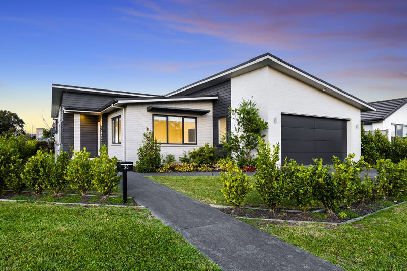 20 Orford Lane, Takanini, Auckland - Carousel 1