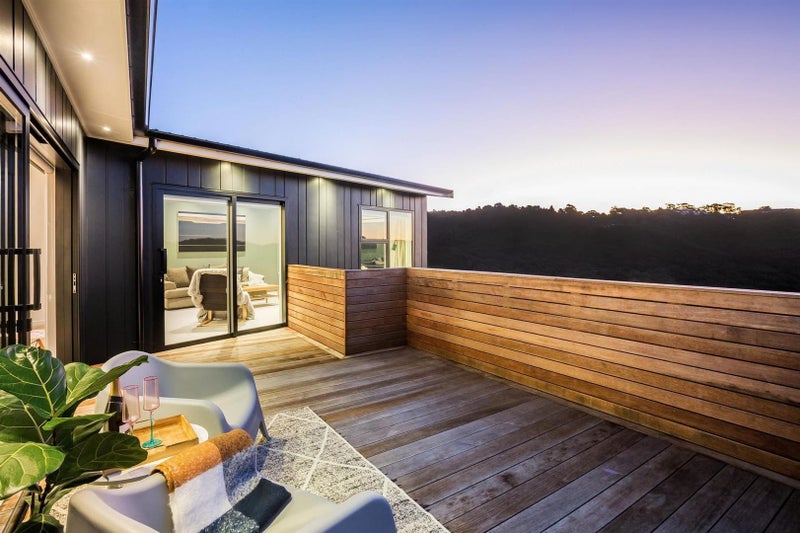 65 Exploration Way, Whitby, Porirua - Carousel 2