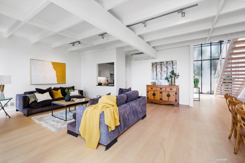 23 Clermont Terrace, Kelburn, Wellington - Carousel 2