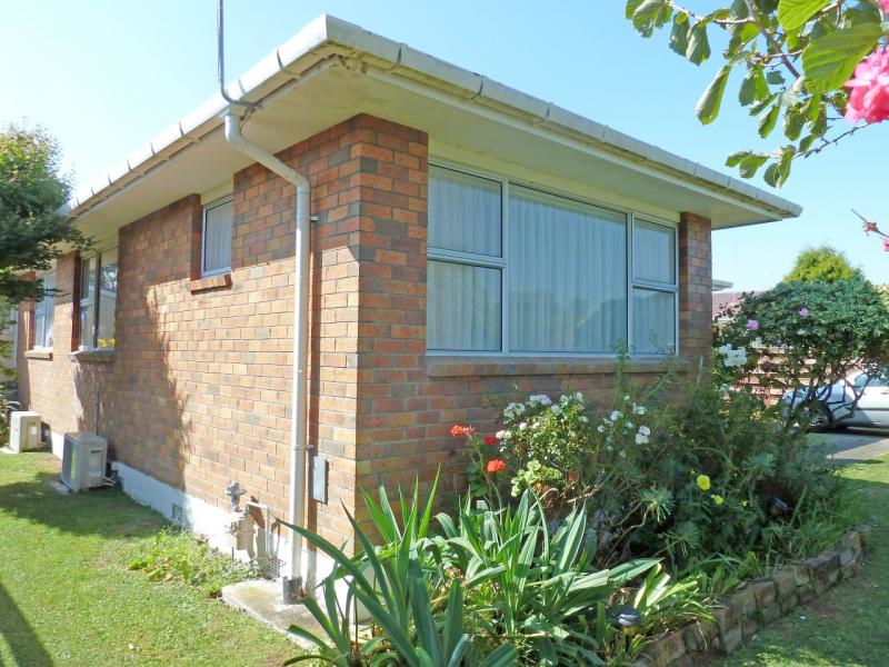 32 Kimberley Grove, Westbrook, Palmerston North - Carousel 2