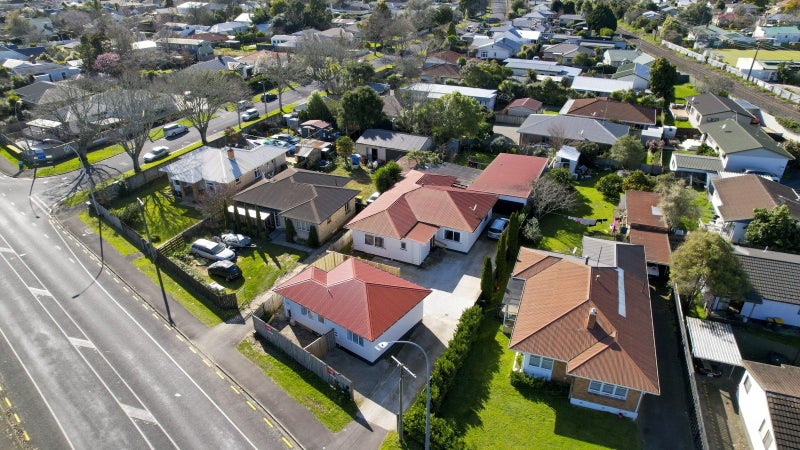 8 Brooklyn Road, Claudelands, Hamilton - Carousel 2