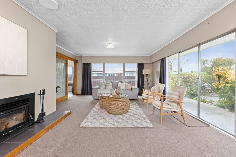 50 Clarence Cox Crescent, Pirimai, Napier - Carousel 2
