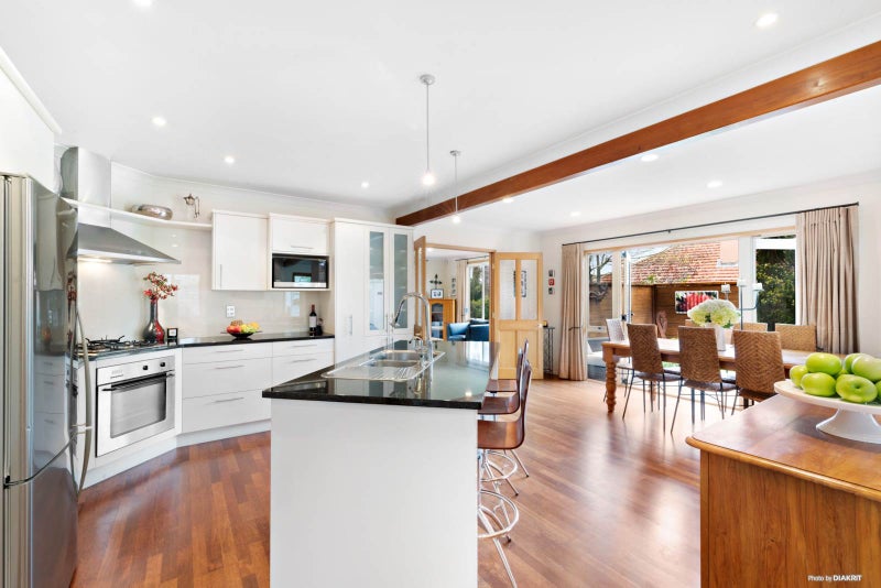 41 Granger Road, Cockle Bay, Auckland - Carousel 1