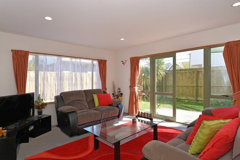 20A Forth Street, Richmond, Christchurch - Carousel 2