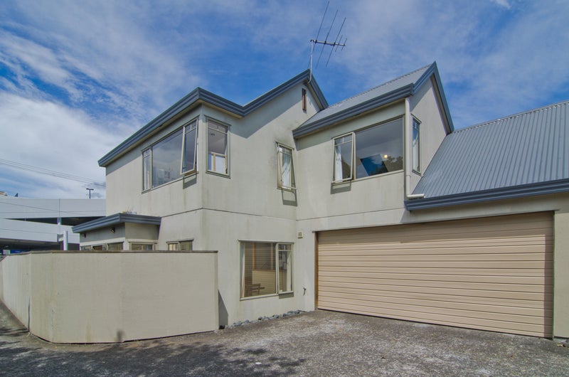 67A Morningside Drive, Mount Albert, Auckland - Carousel 1