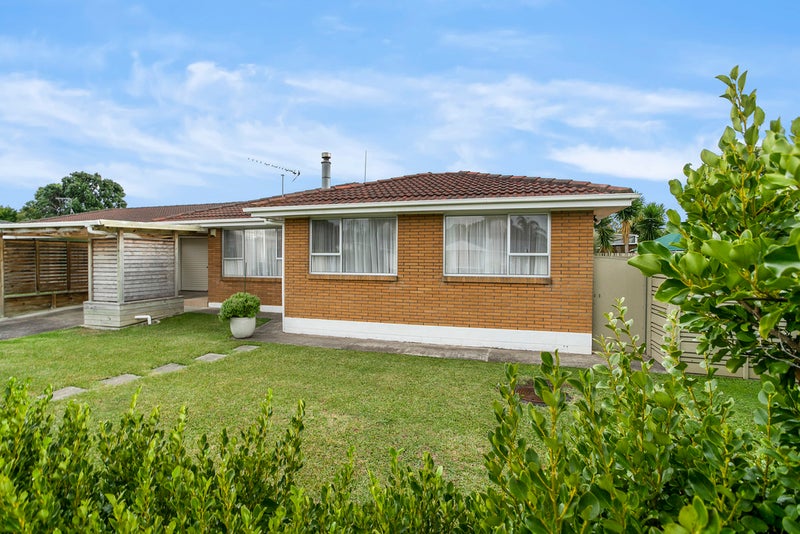 2/44 Galvan Avenue, Sunnyhills, Auckland - Carousel 2