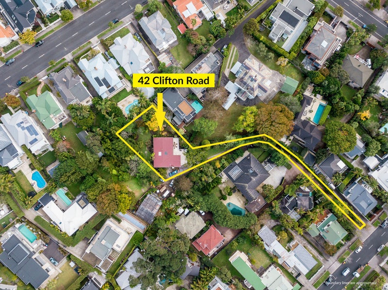 42 Clifton Road, Herne Bay, Auckland - Carousel 1