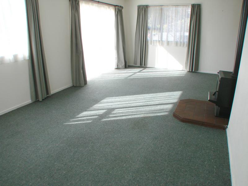 99A Hewer Crescent, Naenae, Lower Hutt - Carousel 2