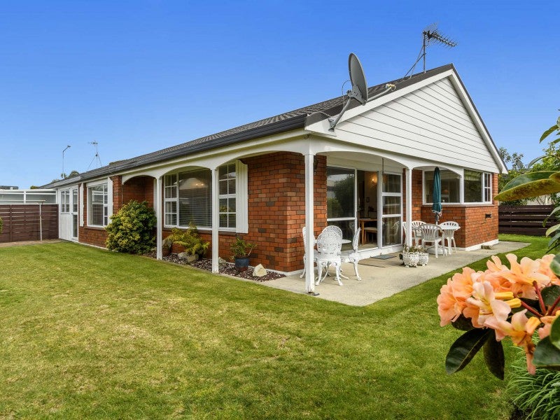 89 Chapel Street, Otumoetai, Tauranga - Carousel 1