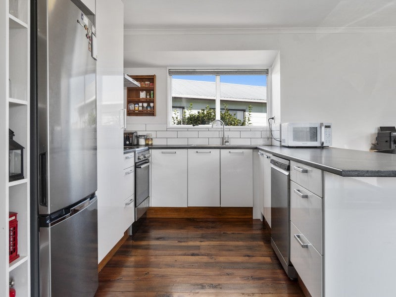 165A Windermere Drive, Poike, Tauranga - Carousel 2