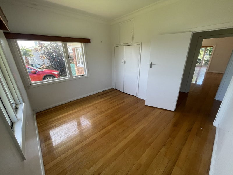 23 Peverill Crescent, Papatoetoe, Auckland - Carousel 2