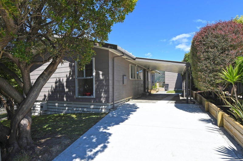 123 Holborn Drive, Stokes Valley, Lower Hutt - Carousel 21