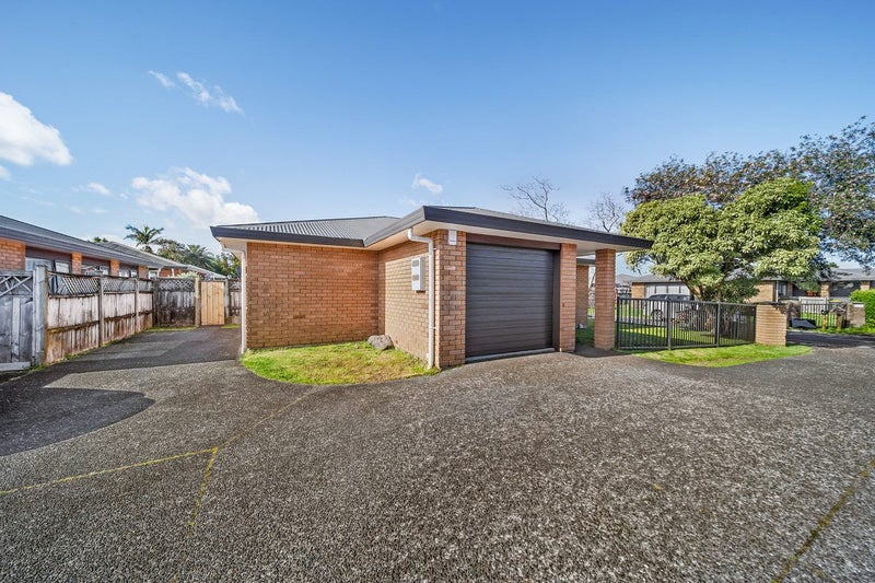 8 Alderson Lane, Favona, Auckland - Carousel 2