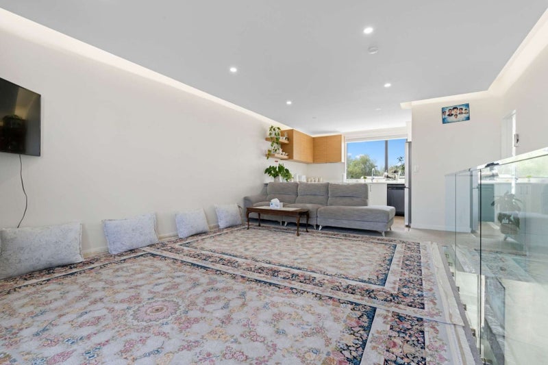 1B Fulton Crescent, Otara, Auckland - Carousel 2