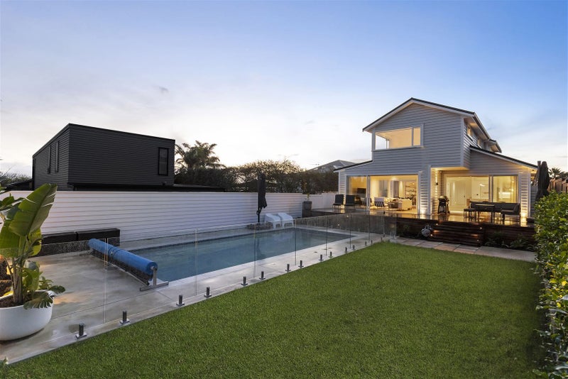 39A Aramoana Avenue, Devonport, Auckland - Carousel 1