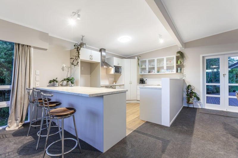 9 Annan Grove, Papakowhai, Porirua - Carousel 2