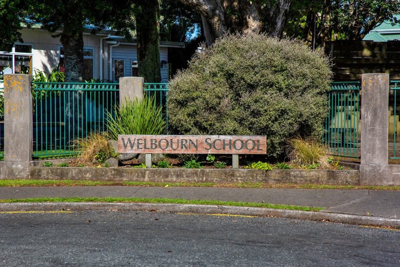 51 Cumberland Street, Merrilands, New Plymouth - Carousel 37