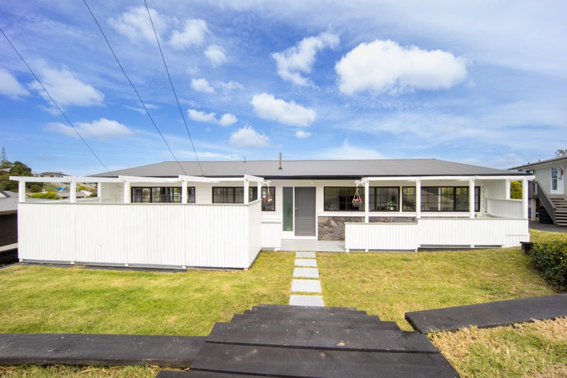 13 Anita Avenue, Mount Roskill, Auckland - Carousel 1