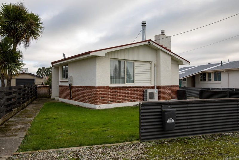 111 Robertson Street, Gore, Gore - Carousel 1