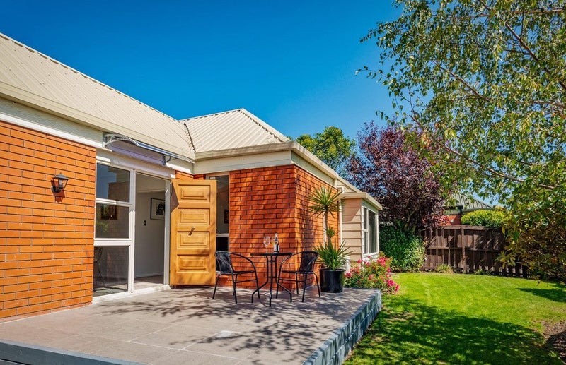 1/8 Gatonby Place, Avonhead, Christchurch - Carousel 1