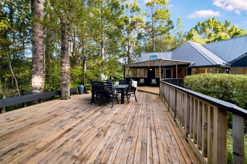 19 Fawcett road, Laingholm, Waitakere - Carousel 2