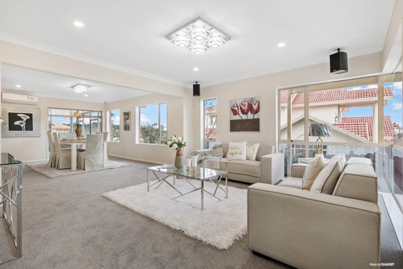 62 Ransom Smyth Drive, Goodwood Heights, Auckland - Carousel 1