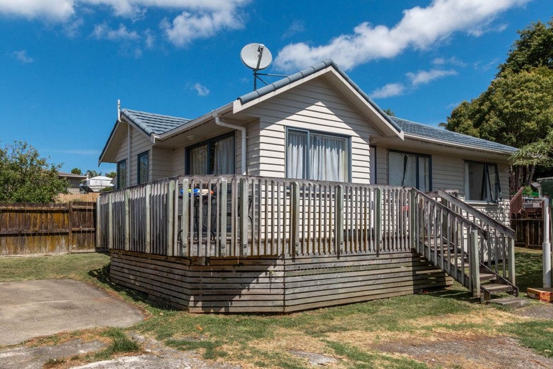 45 Borich Road, Sunnyvale, Auckland - Carousel 1