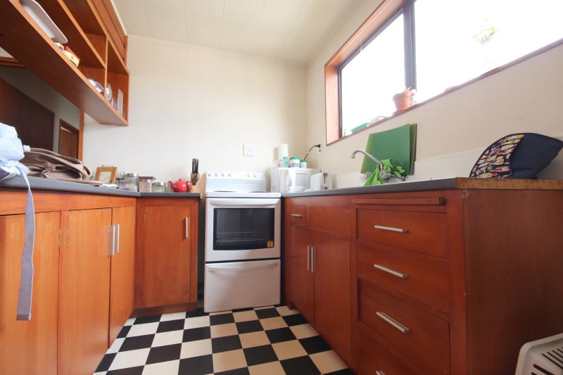 9 Stirling Street, Windsor, Invercargill - Carousel 2