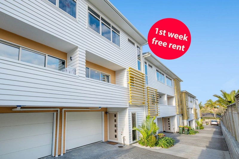2/3 Coronation Road, Hillcrest, Auckland - Carousel 1