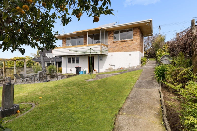 21 Milton Road, Otumoetai, Tauranga - Carousel 2