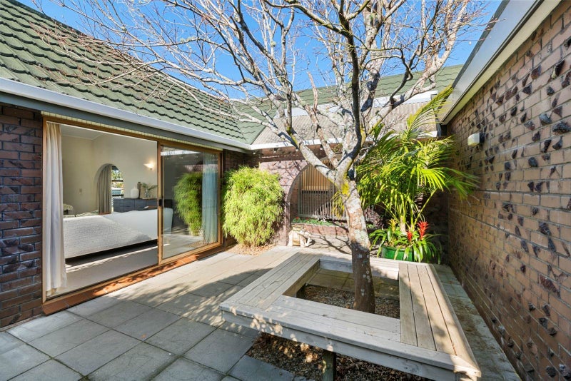 73 Becroft Drive, Forrest Hill, Auckland - Carousel 2