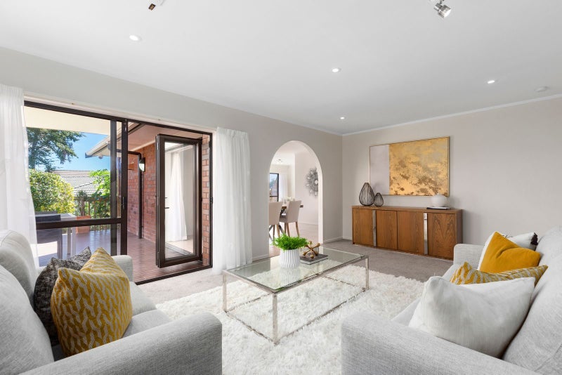 10 Eastridge Court, Northpark, Auckland - Carousel 2