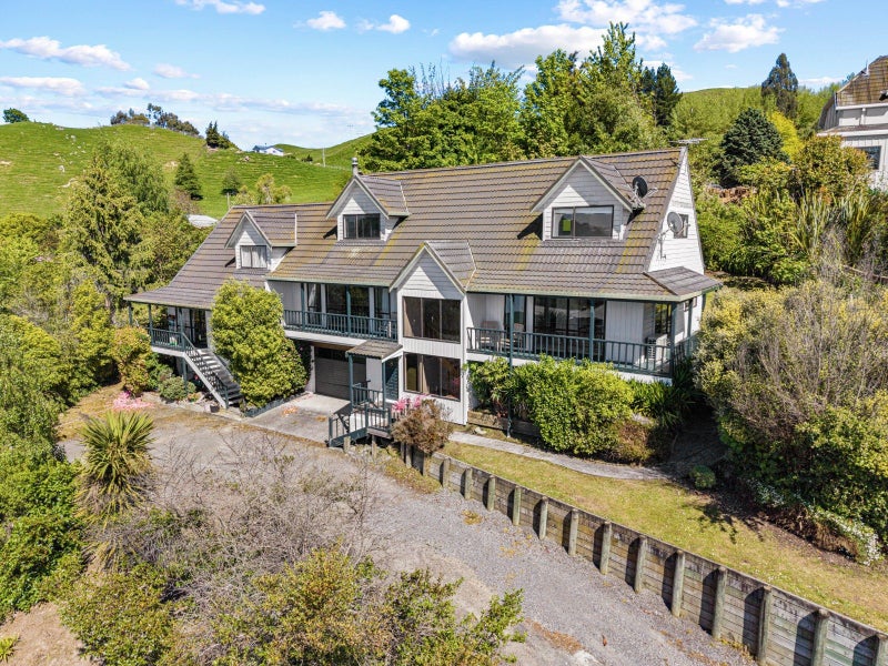 11 Ruru Road, Taihape, Taihape - Carousel 1