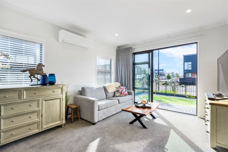 51 Manarini Road, Westgate, Auckland - Carousel 1