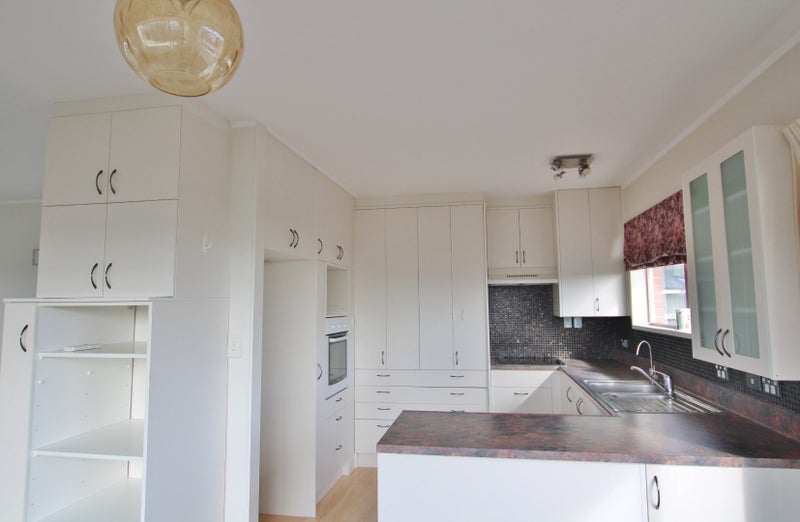 1/26 Cromdale Avenue, Highland Park, Auckland - Carousel 2