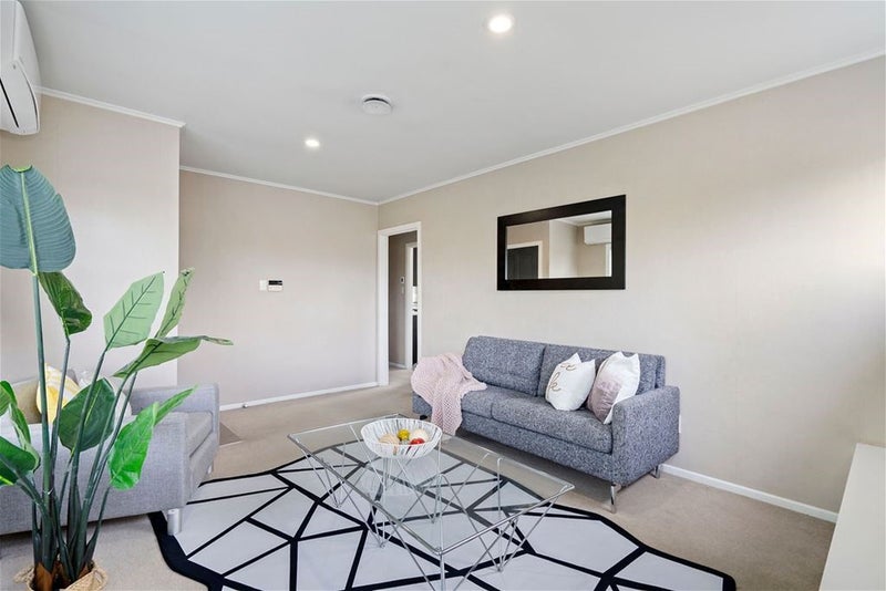 1/71 Sunnynook Road, Forrest Hill, Auckland - Carousel 2
