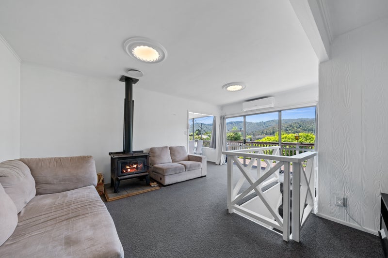 65 Bird Grove, Stokes Valley, Lower Hutt - Carousel 2