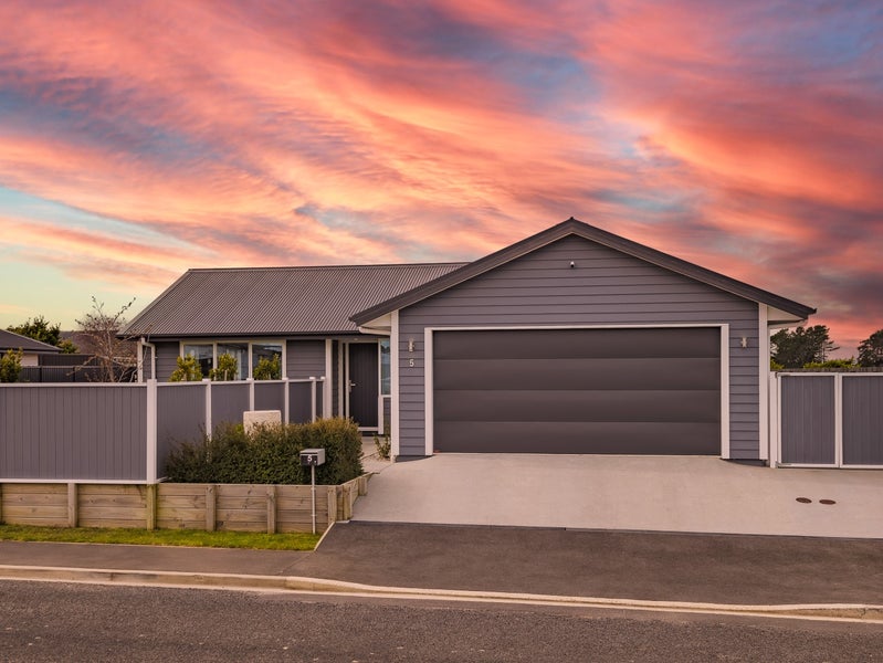 5 Dallimore Lane, Corstorphine, Dunedin - Carousel 1